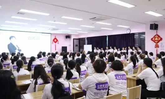 想加盟家政公司，這六大關鍵問題你必須要知道